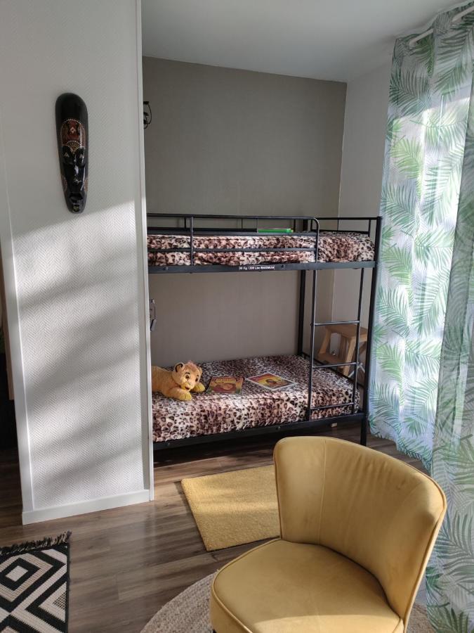 מונטבראן Lodge Du Petit Lion Proche Disneyland Paris מראה חיצוני תמונה